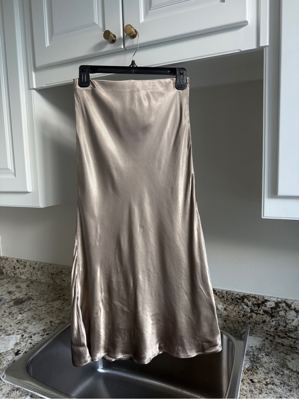 H&M Satin Midi Skirt in Champagne Beige XS